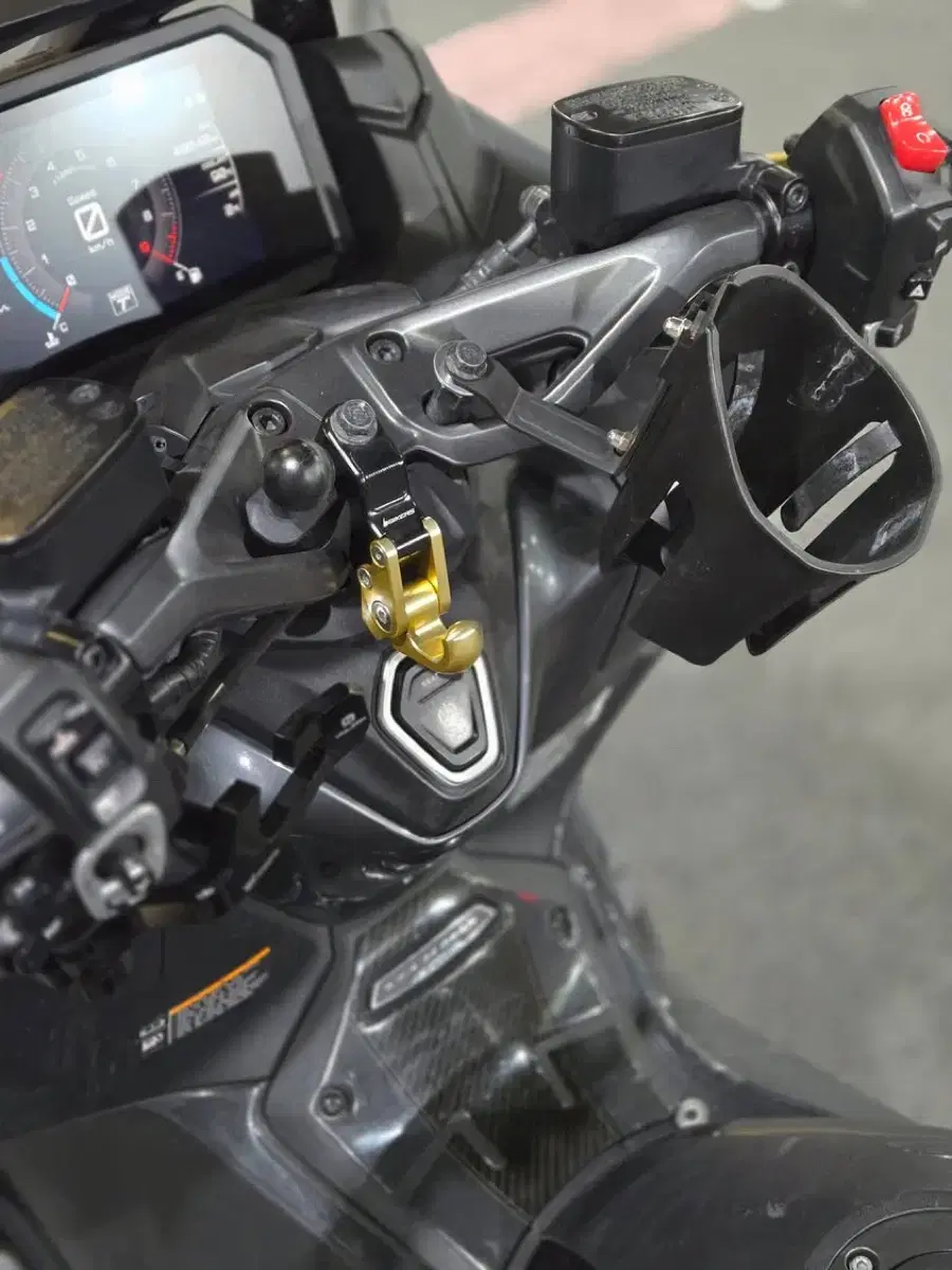 thumbnail-6
